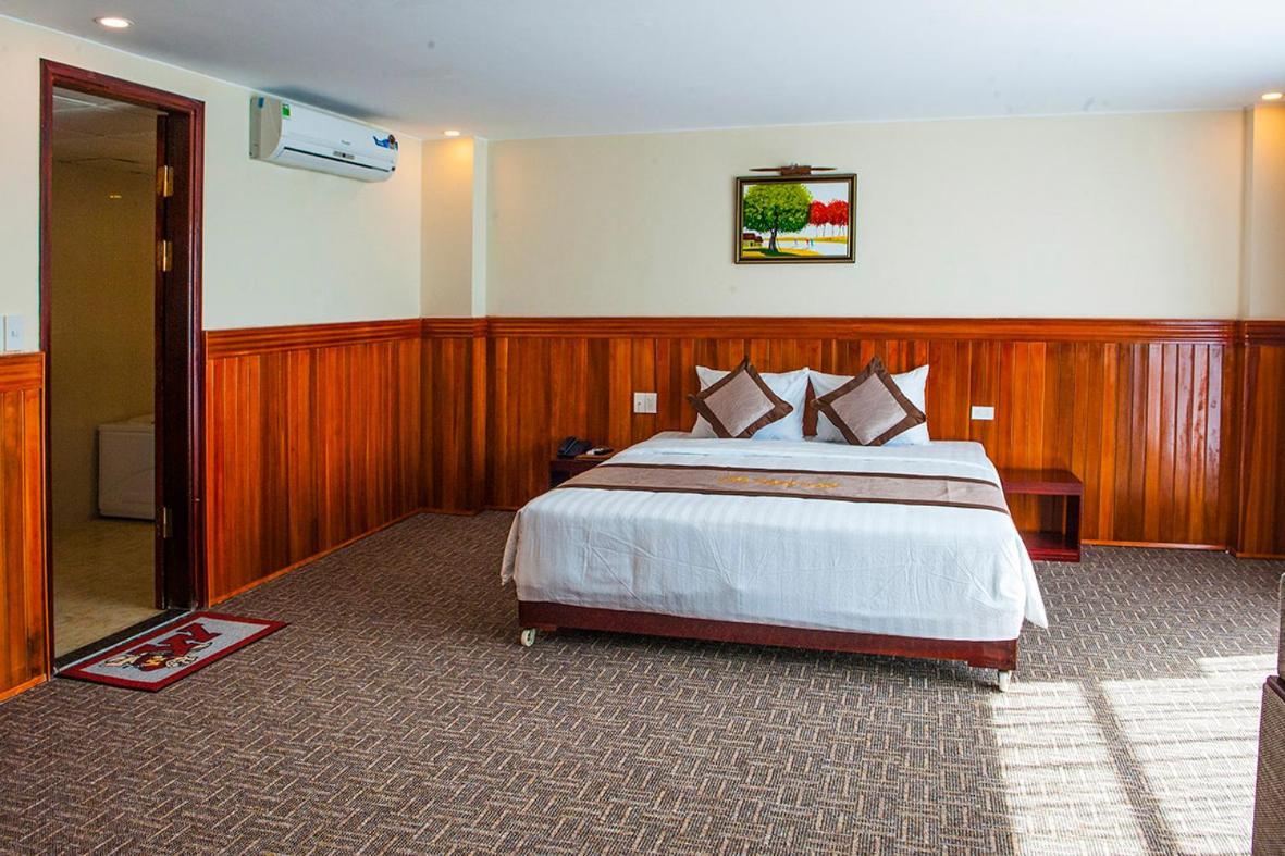 Vinh Plaza Hotel Exterior foto