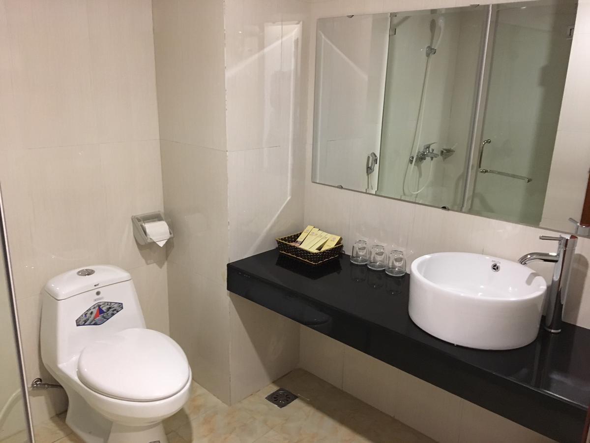 Vinh Plaza Hotel Exterior foto