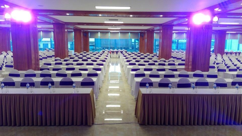 Vinh Plaza Hotel Exterior foto