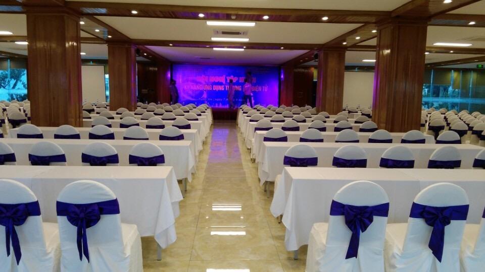 Vinh Plaza Hotel Exterior foto