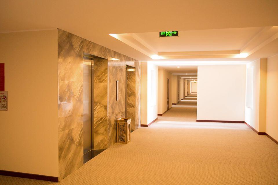 Vinh Plaza Hotel Exterior foto