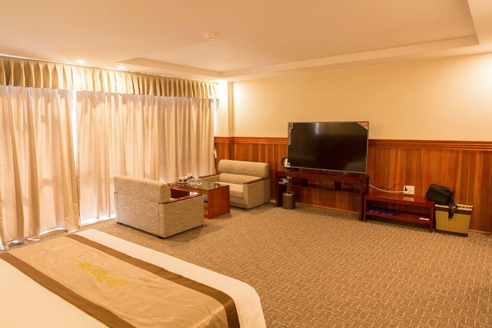 Vinh Plaza Hotel Exterior foto